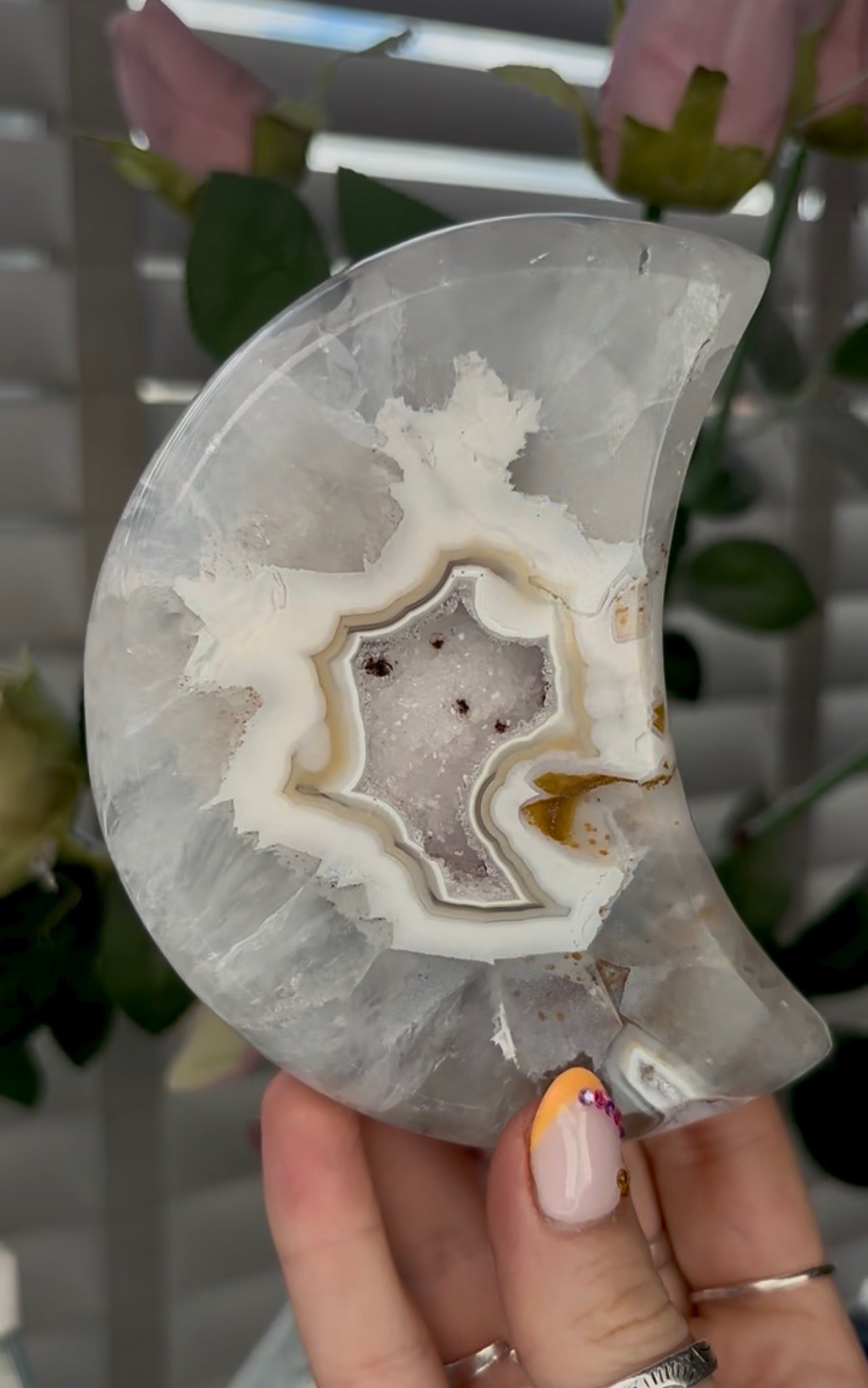 Beautiful, high quality, agate moon with druzy - stand included