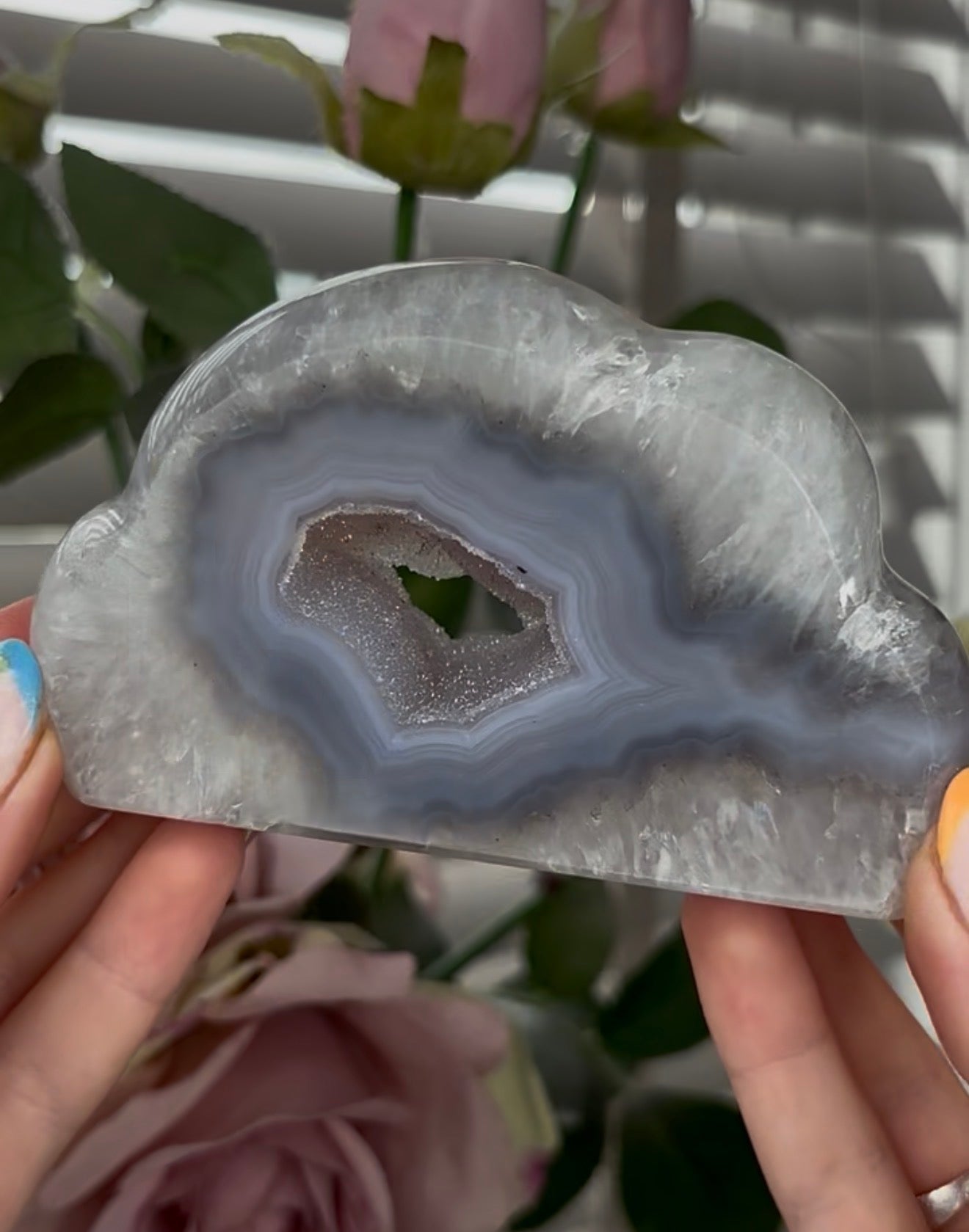 Beautiful, agate cloud with druzy