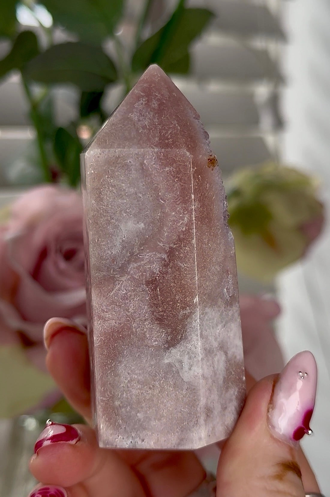 Pink amethyst tower 9cm(h ) 4cm(w)