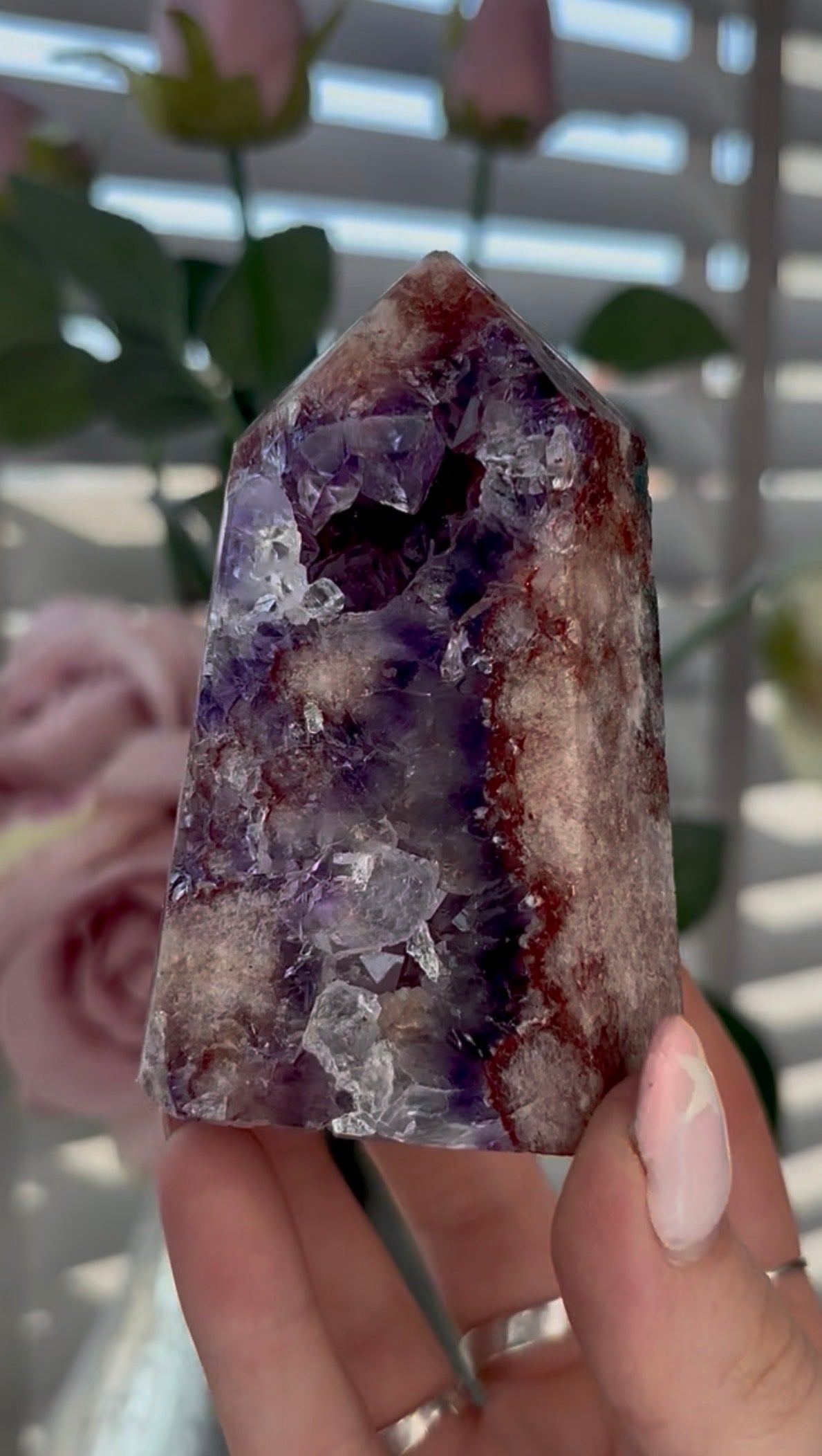 Beautiful, high quality, Pink amethyst tower with red tones, purple quartz 8.8cm