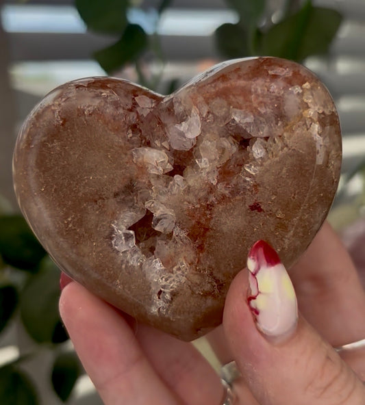 pink amethyst heart - comes with stand 7.5cm