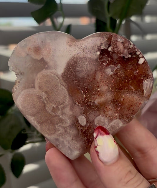 pink amethyst heart - comes with stand (8.5cm)