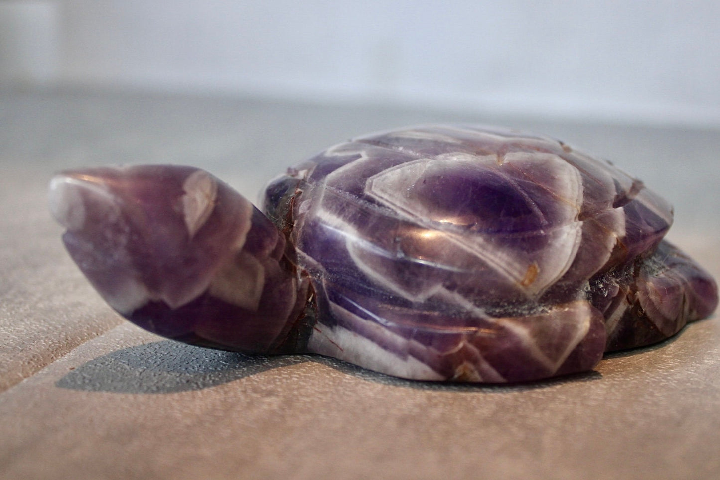 Large dream amethyst sea turtle carving 13cm(L) 9cm(w)