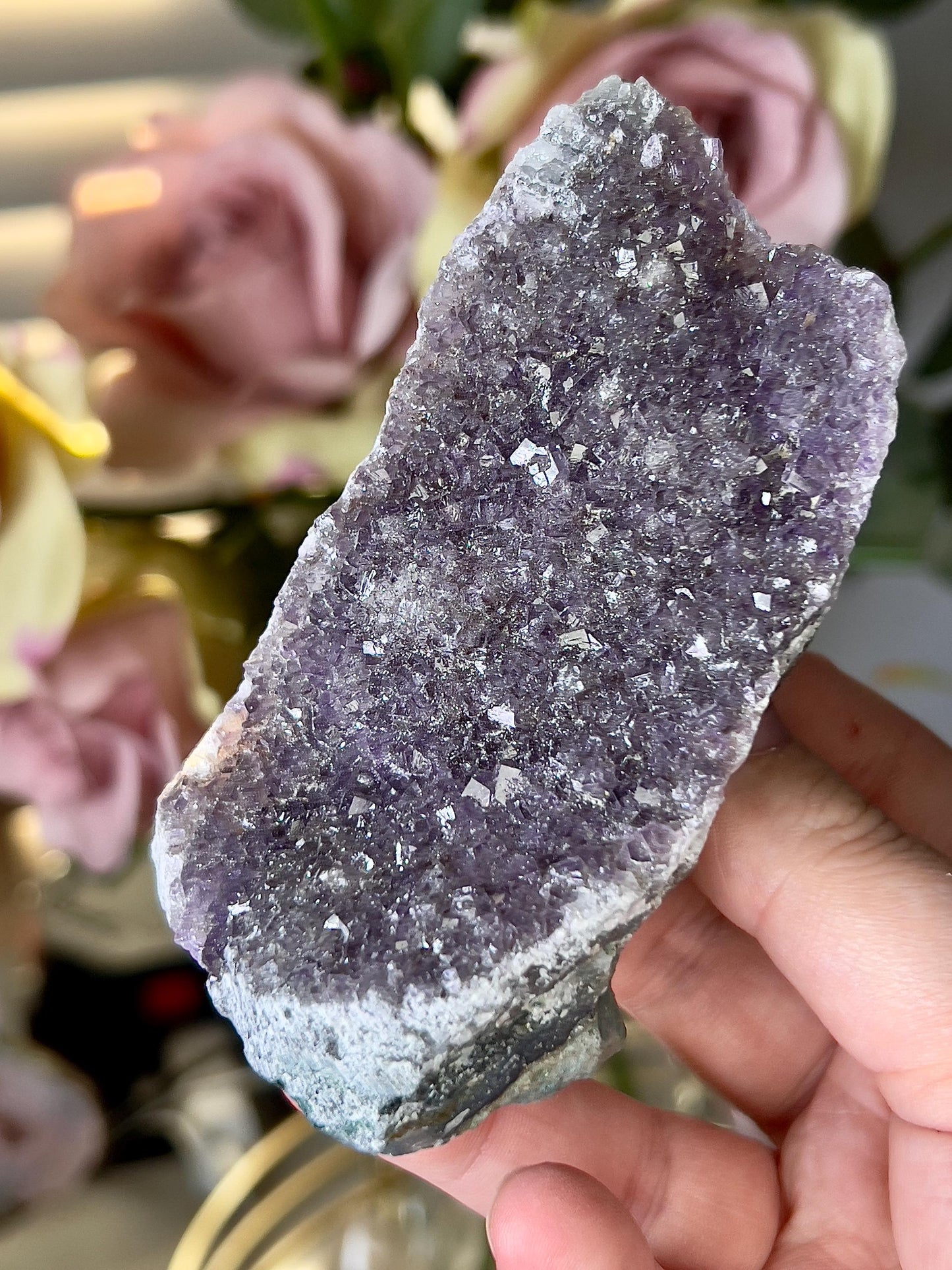 amethyst cutbase freeform - 205G 9CM(H) 5CM(W)