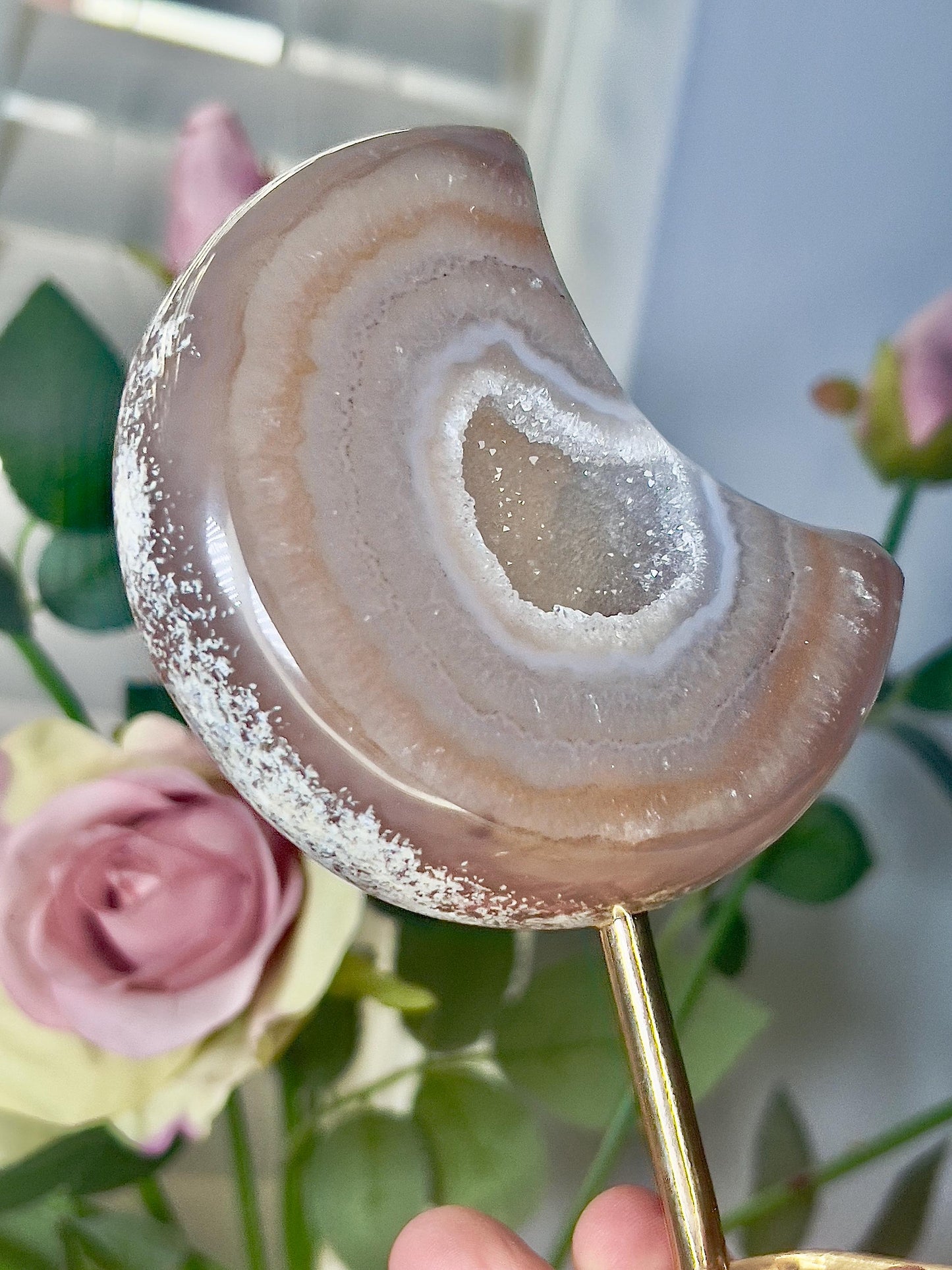 Beautiful, agate moon on stand 440g 15cm(h)