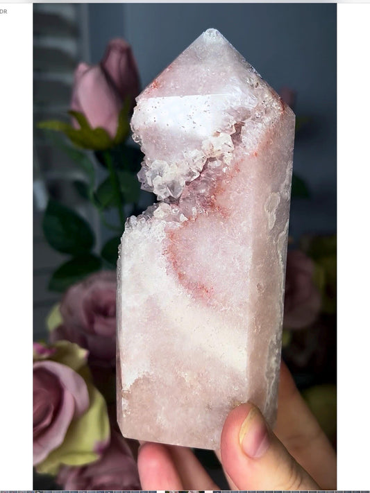 High grade, tall, baby pink amethyst tower 490g