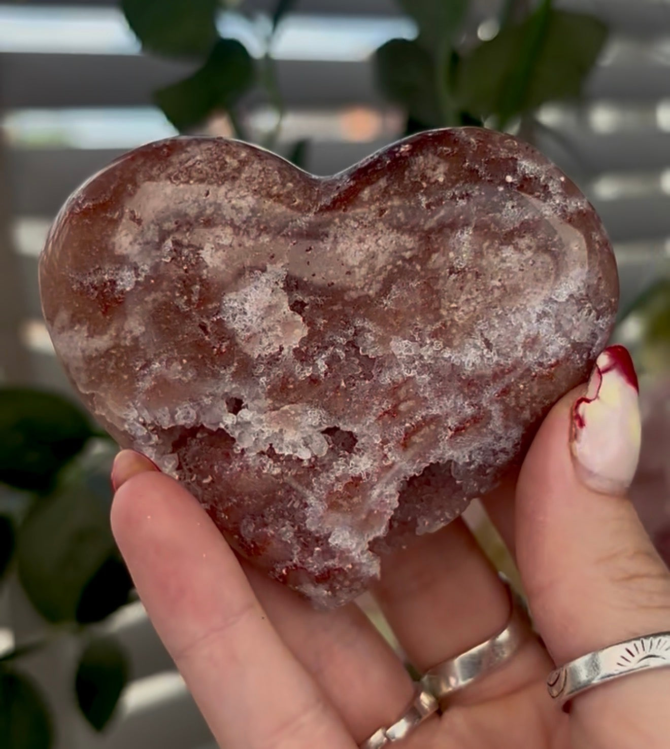 pink amethyst heart - comes with stand (8cm)