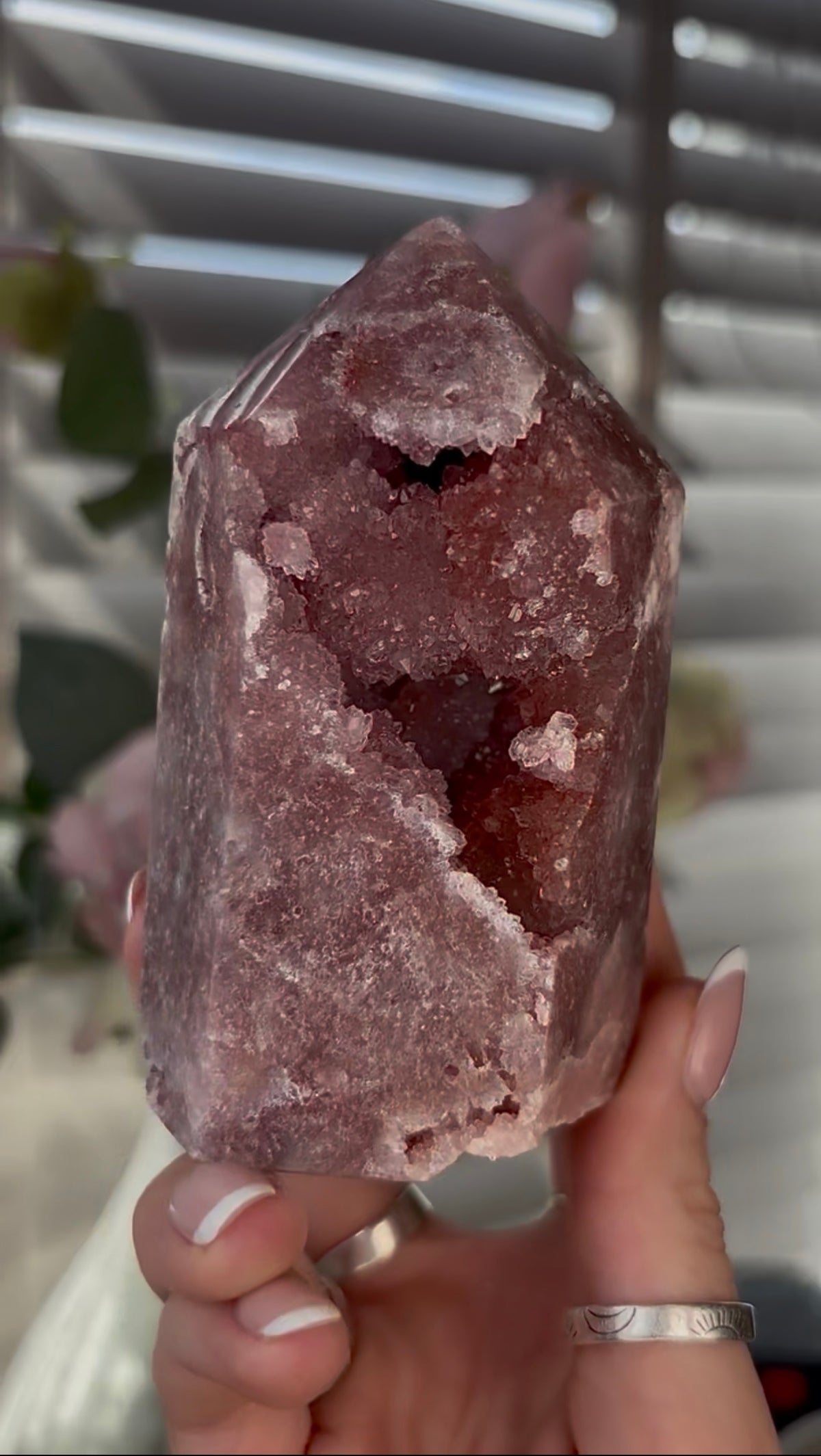 Beautiful, Pink amethyst tower 9.6cm(h) by 5.7cm(w)