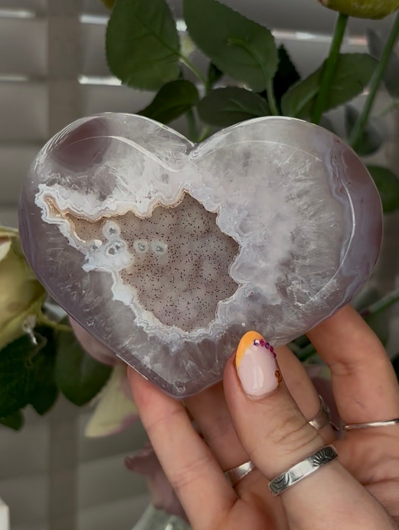 Beautiful, high grade, agate heart with druzy - comes with stand