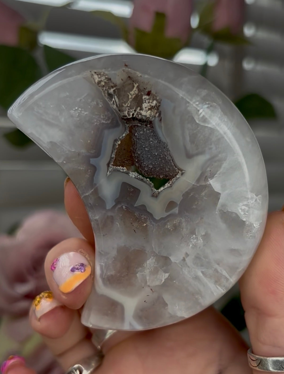 Beautiful, high grade, agate moon with druzy - stand included