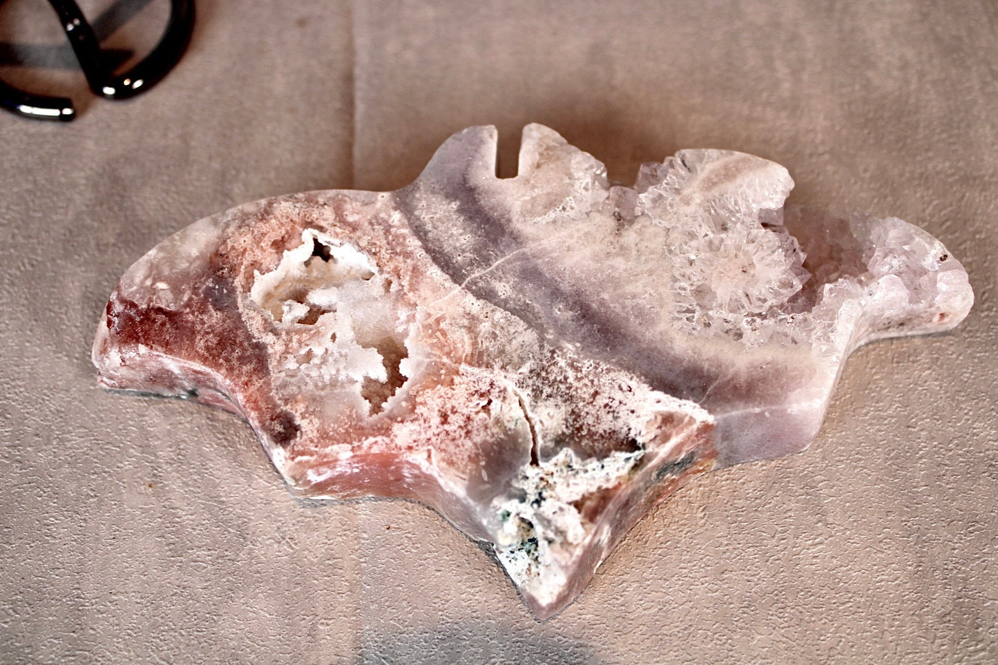 Stunning, high quality, multi coloured, pink amethyst bat carving 340g 15cm(W) 9cm(H)