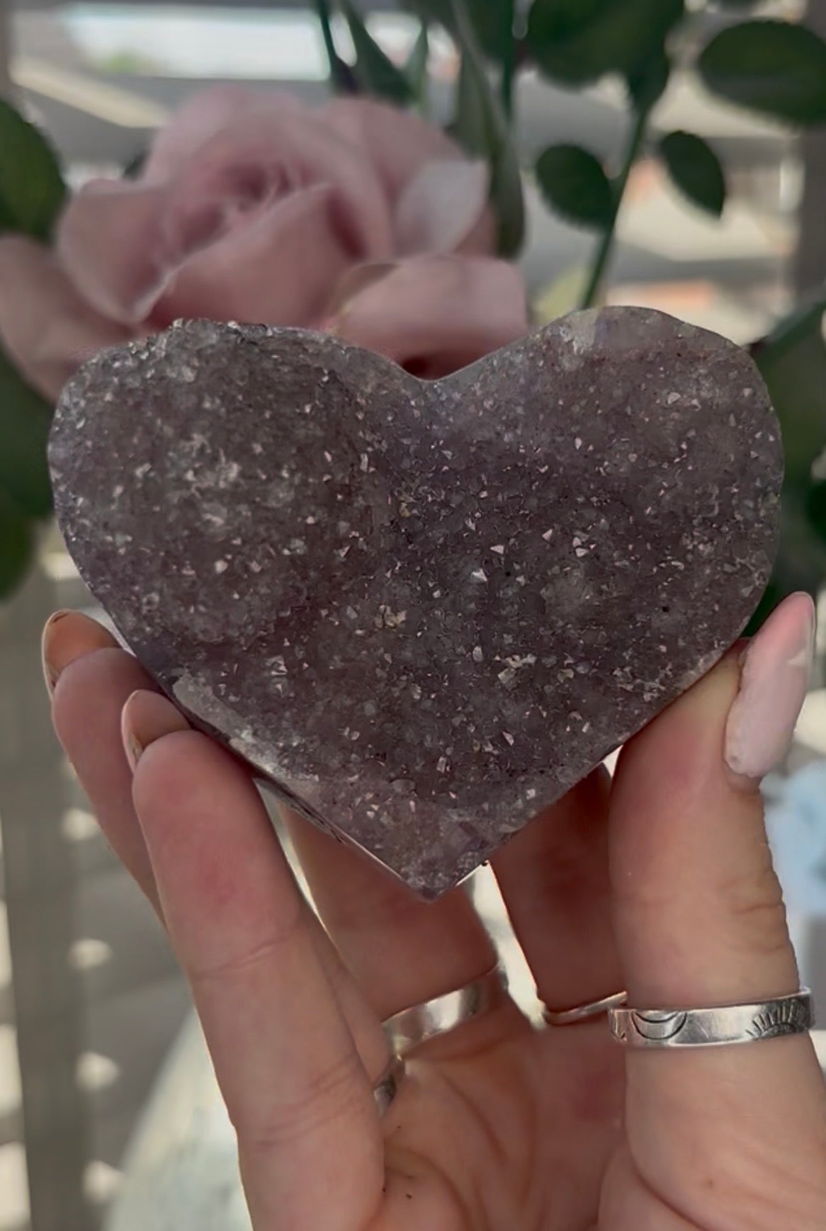 Uruguay, rainbow amethyst heart - comes with stand in lilac tones
