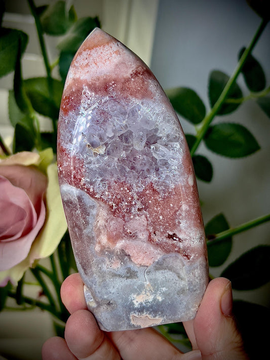 High grade, pink amethyst flame with a red & blue tone and purple quartz druzy