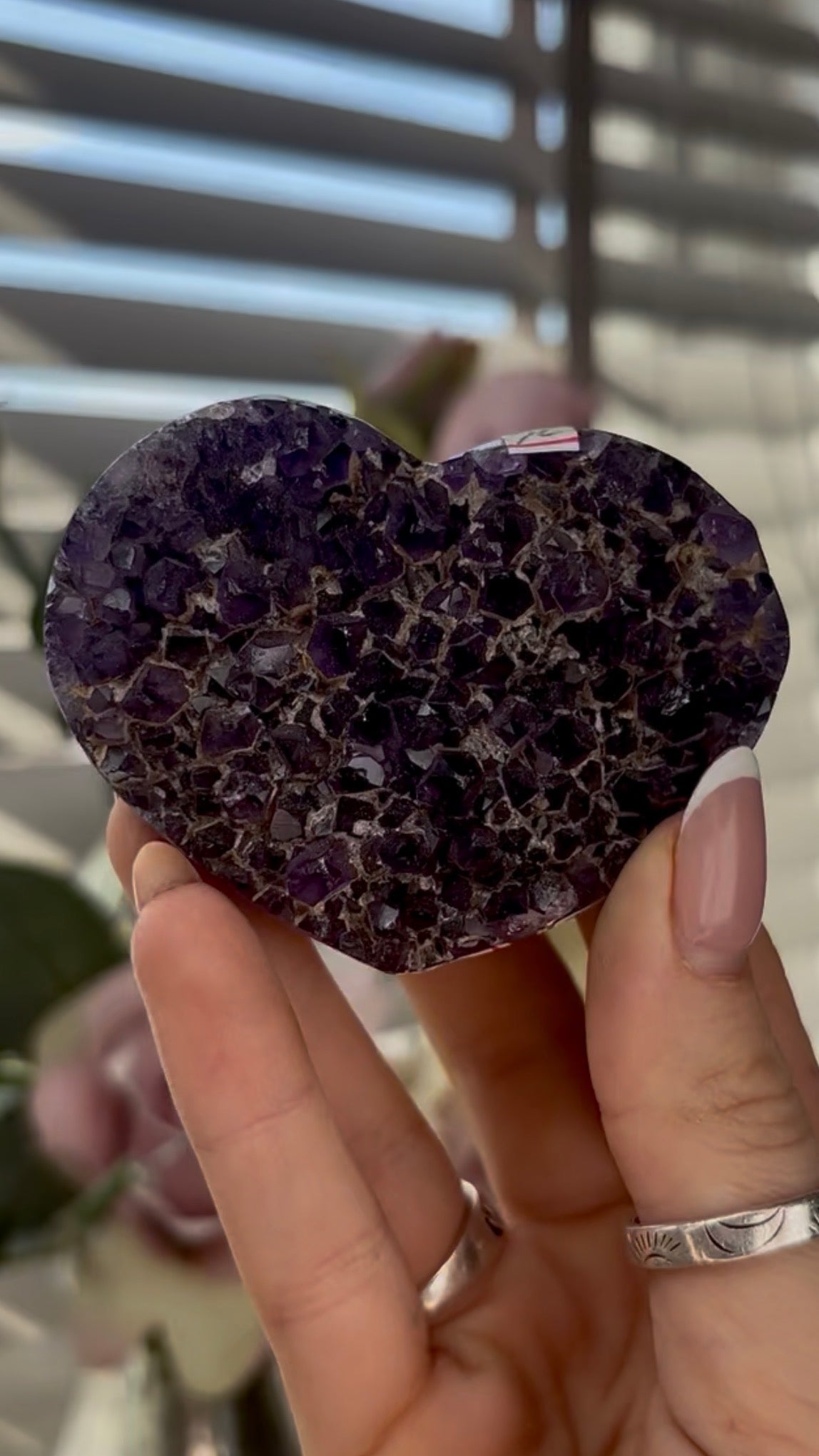 Uruguay amethyst heart - comes with stand