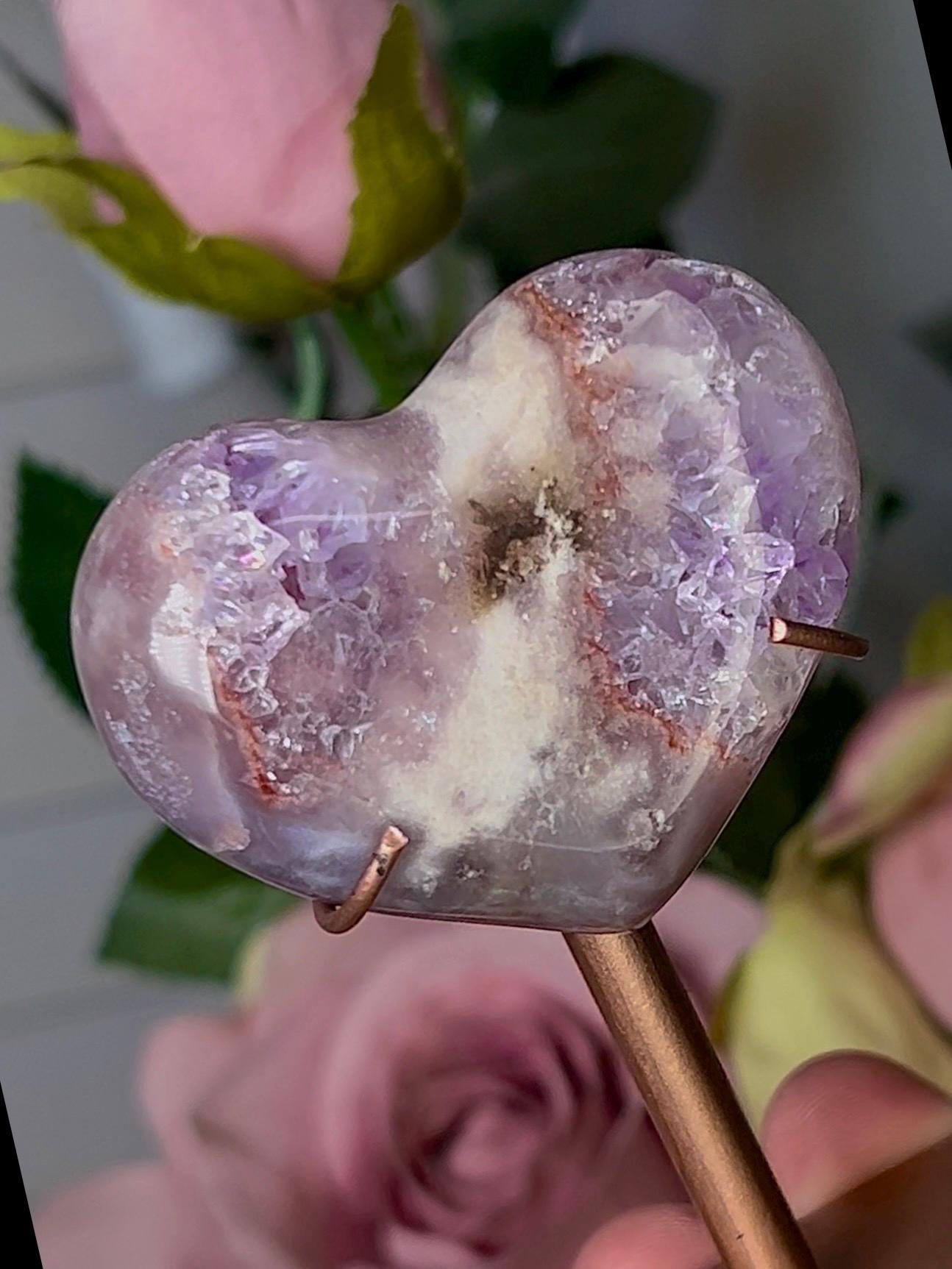Cute, mini, pink amethyst heart on stand purple quartz & red hematite lining 74g with stand