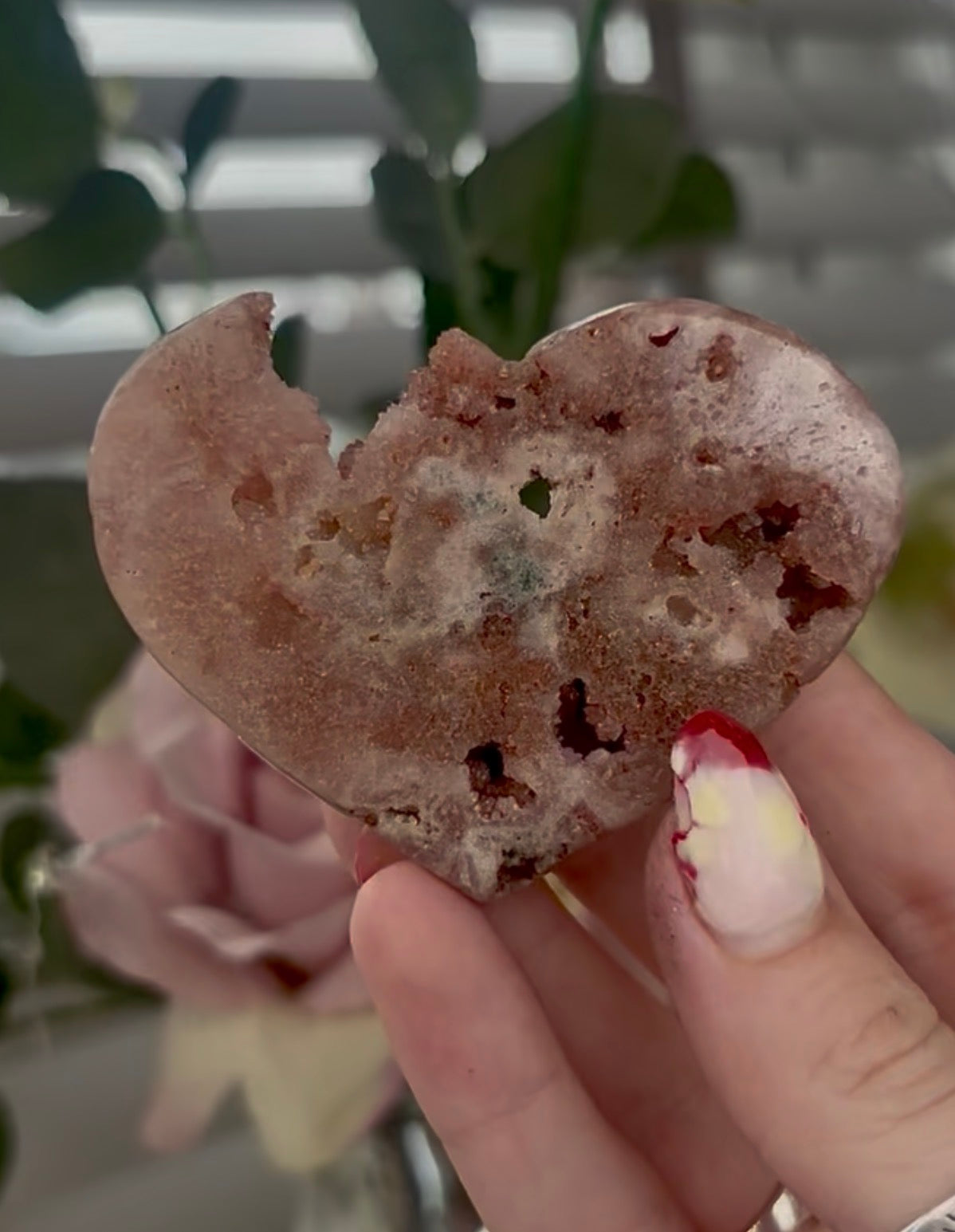 pink amethyst heart - comes with stand