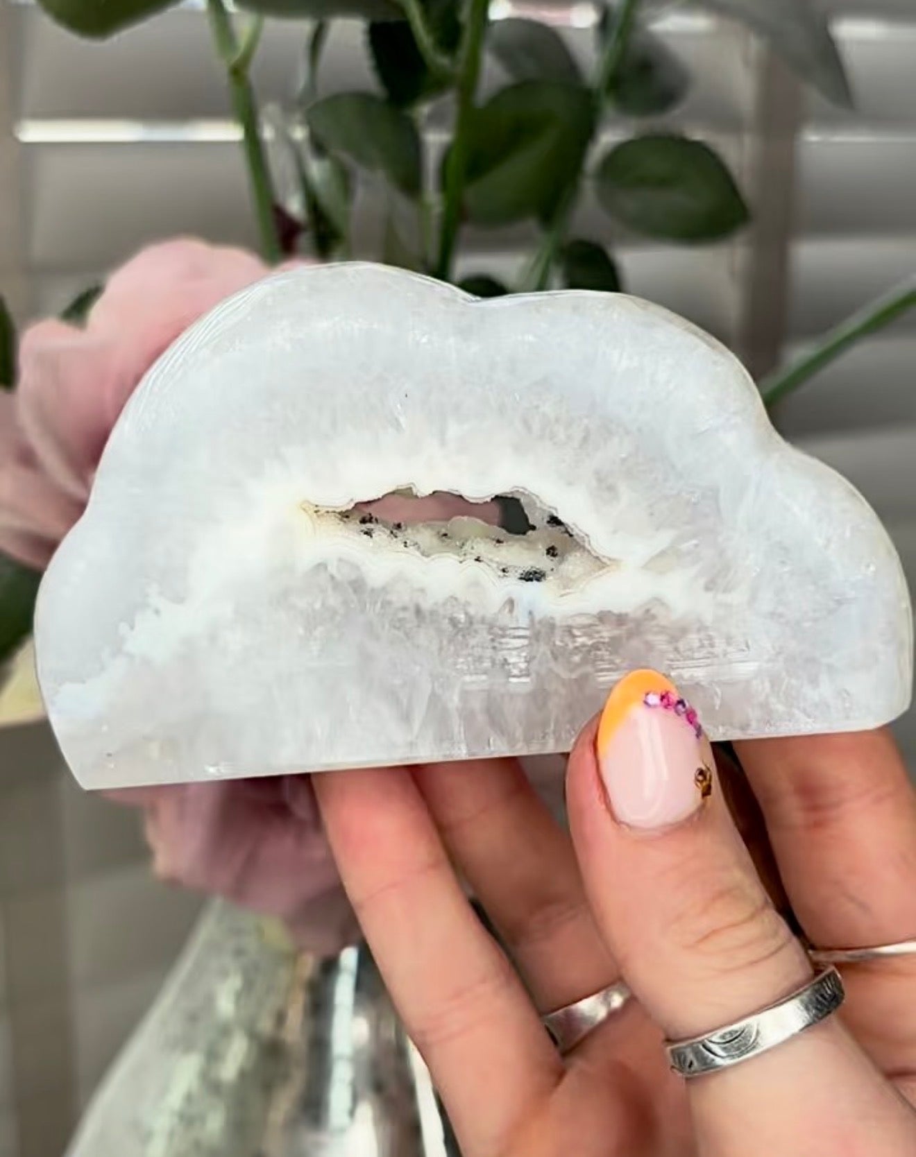 Beautiful, agate cloud with druzy