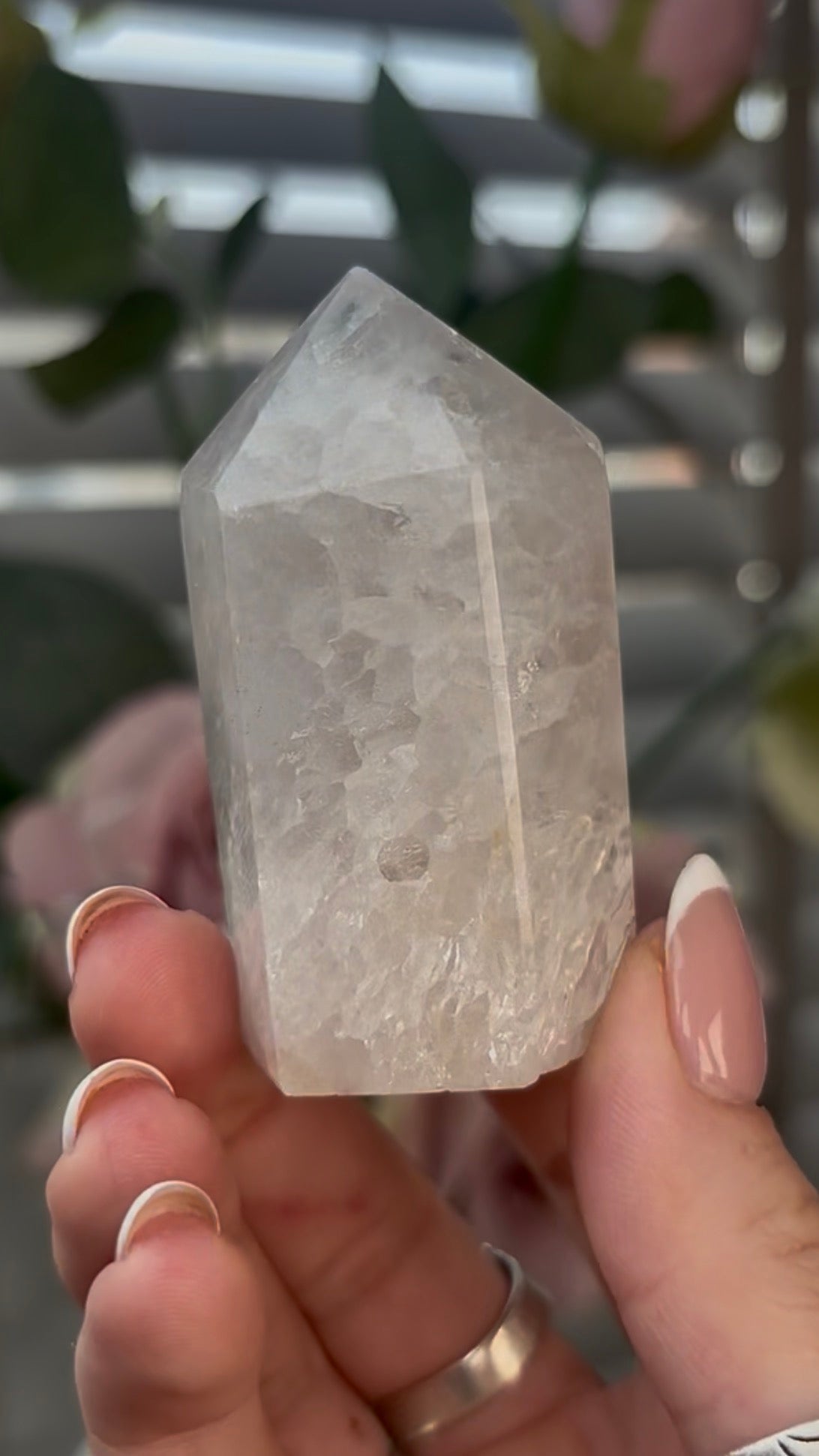 Beautiful, agate tower with druzy