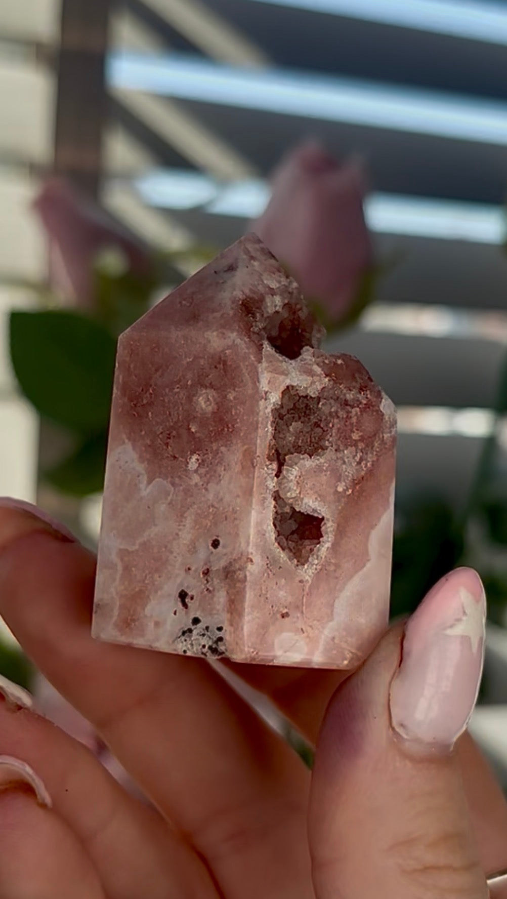 Beautiful, mini Pink amethyst tower