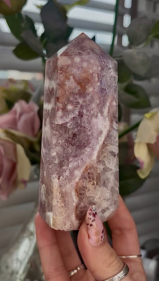 High grade, Amethyst Flower agate tower
