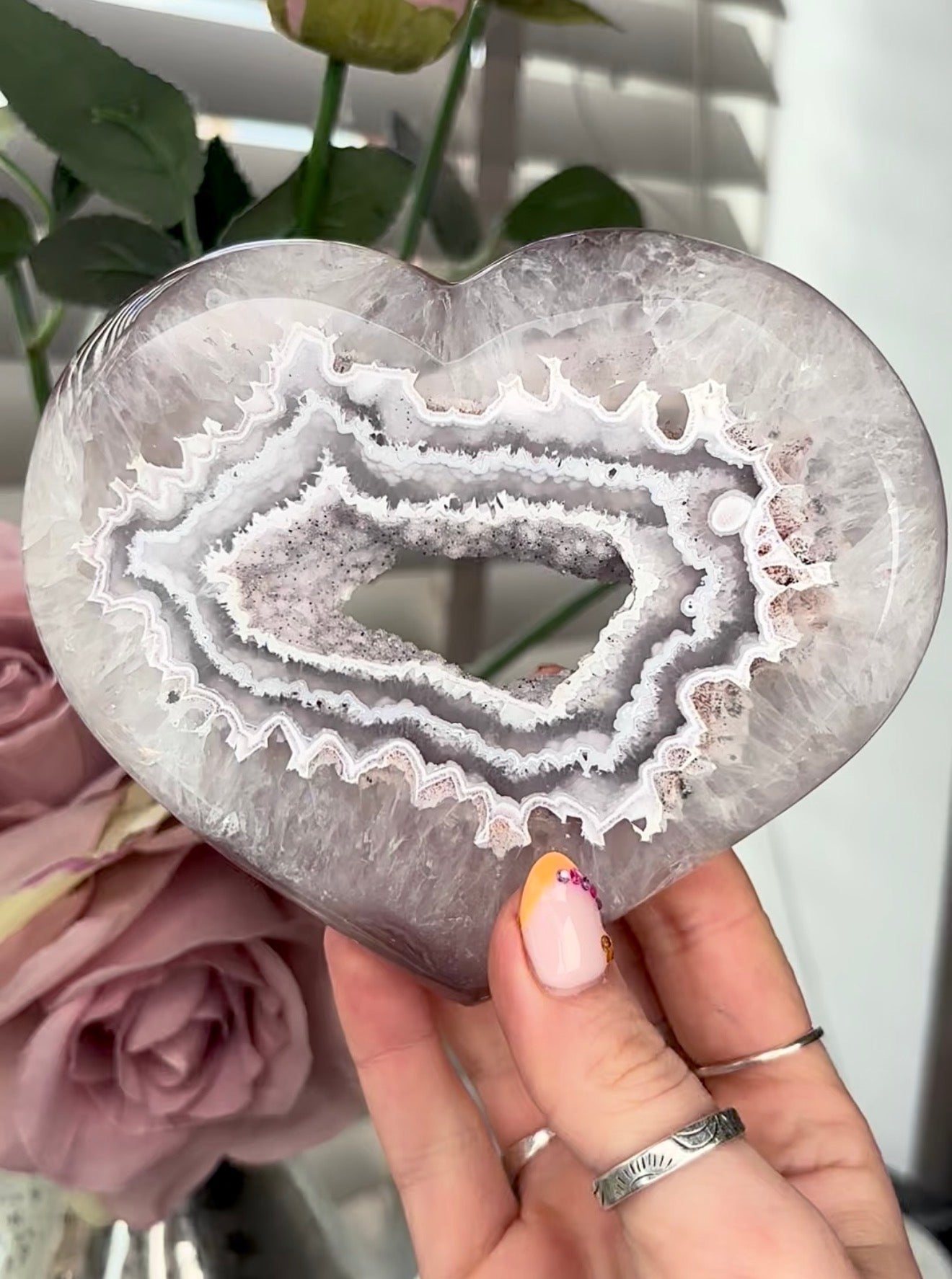 Beautiful, high grade, banded agate heart with druzy - stand included