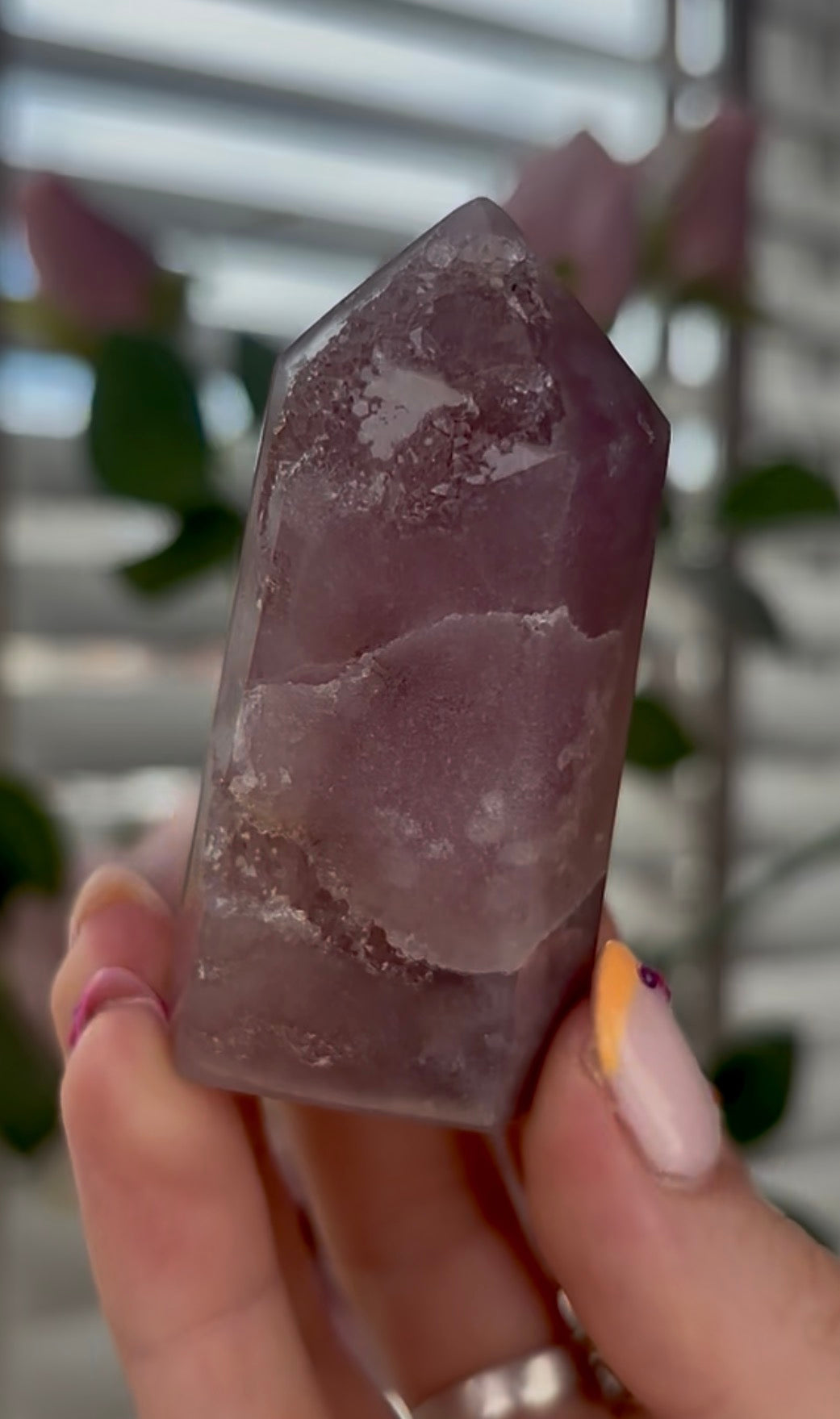Beautiful, high quality, Pink amethyst tower in lilac tone