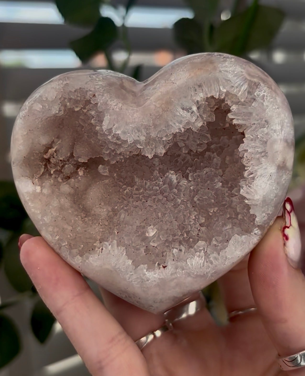 Druzy pink amethyst heart - comes with stand (8.5cm)