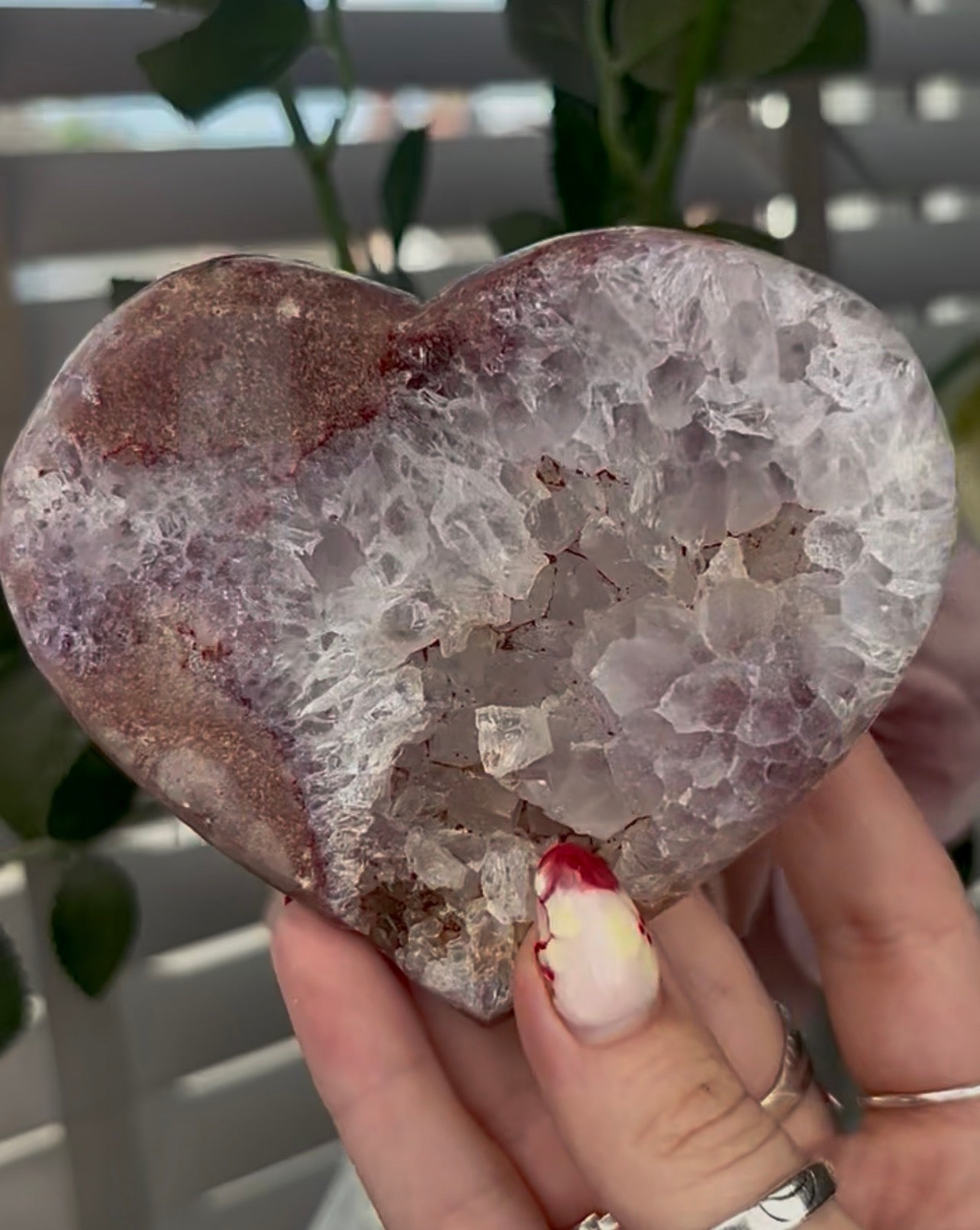 Beautiful pink amethyst heart with quartz - comes with stand (10.8cm)