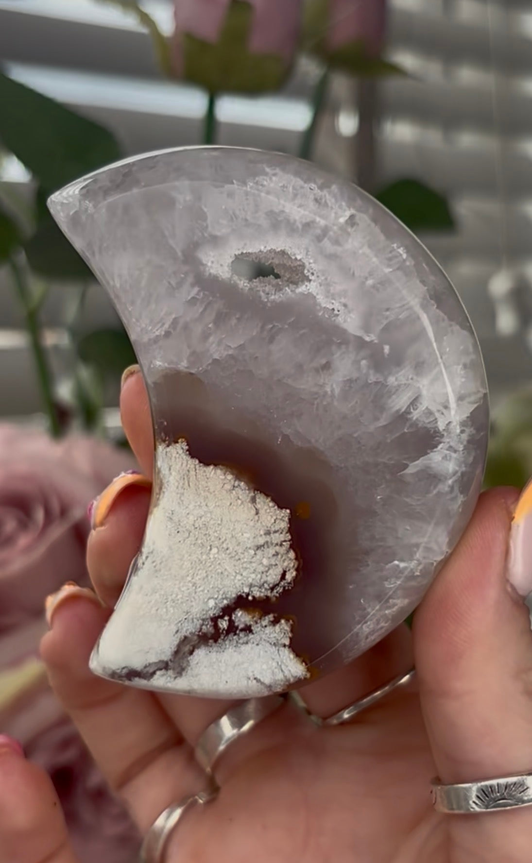 Beautiful, high quality, agate moon with druzy - stand included