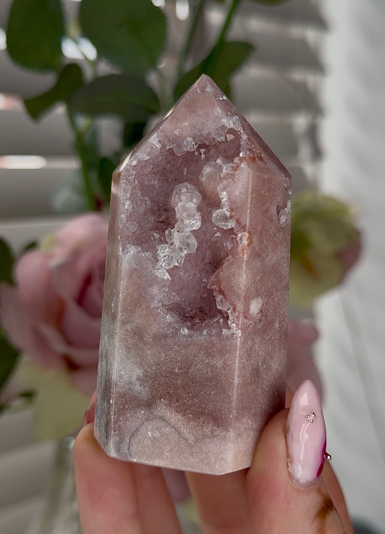 Pink amethyst tower 9cm(h ) 4cm(w)