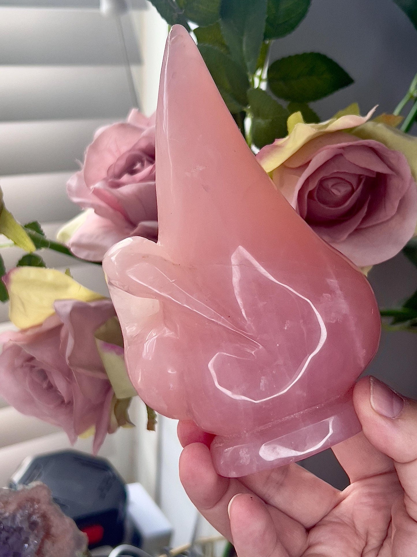 High grade, rose quartz swan carving