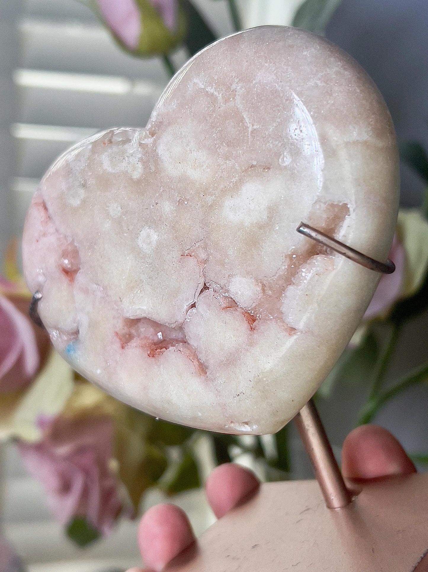 Pink amethyst heart with stand which has scratches (discount added) can easily be repainted