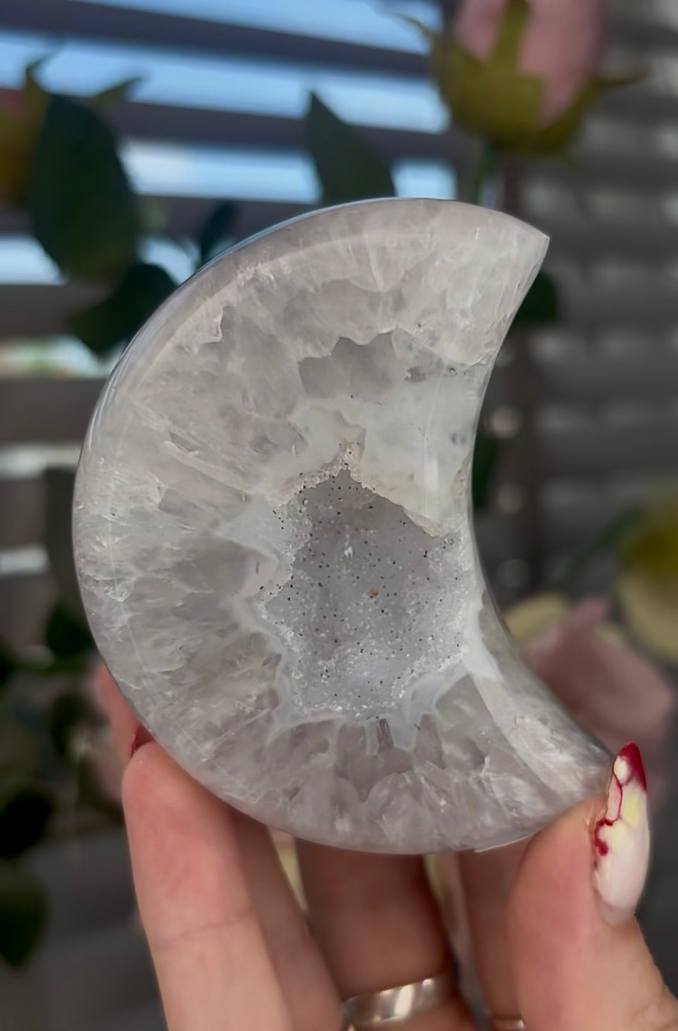 Beautiful, high quality, agate moon with druzy - stand included