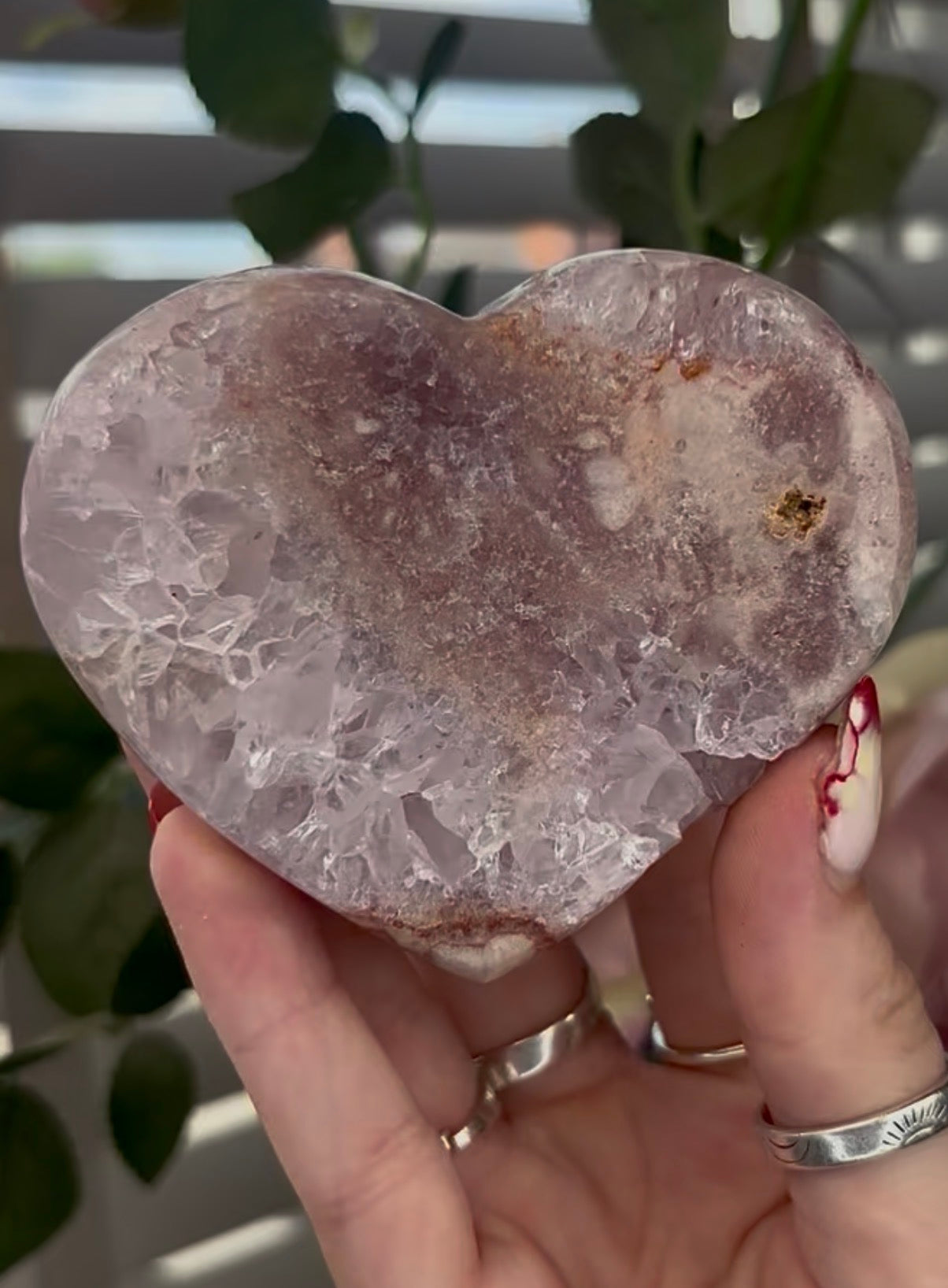 Quartz pink amethyst heart - comes with stand (8.5cm)