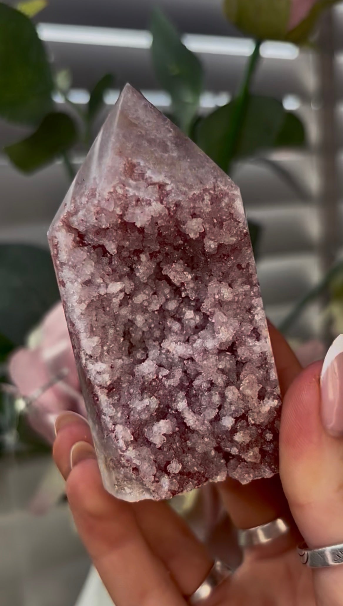 Beautiful, hq, druzy, Pink amethyst tower 8.6cm(h) by 4.5cm(w)