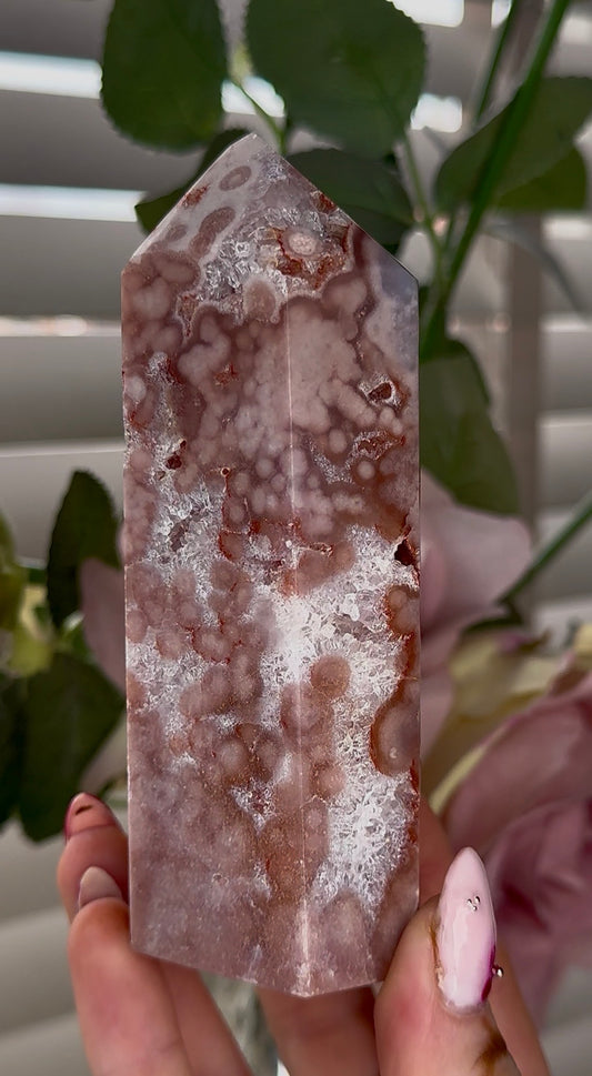 Pink amethyst tower with quartz 17cm by 5cm
