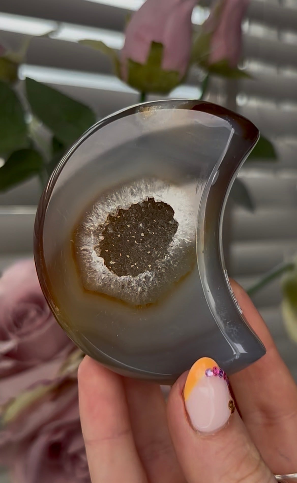 Beautiful, high grade, agate moon with druzy - comes with stand