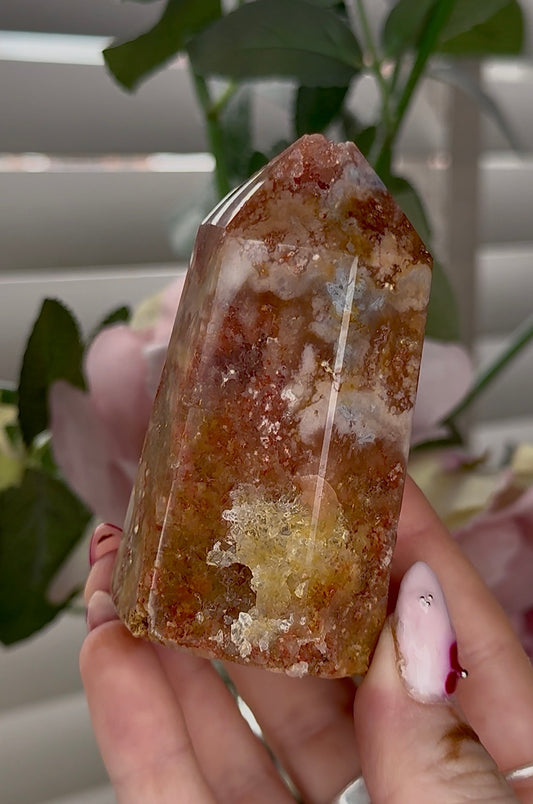 Pink amethyst tower with with agate & golden healer inclusions 8cm by 4.5cm