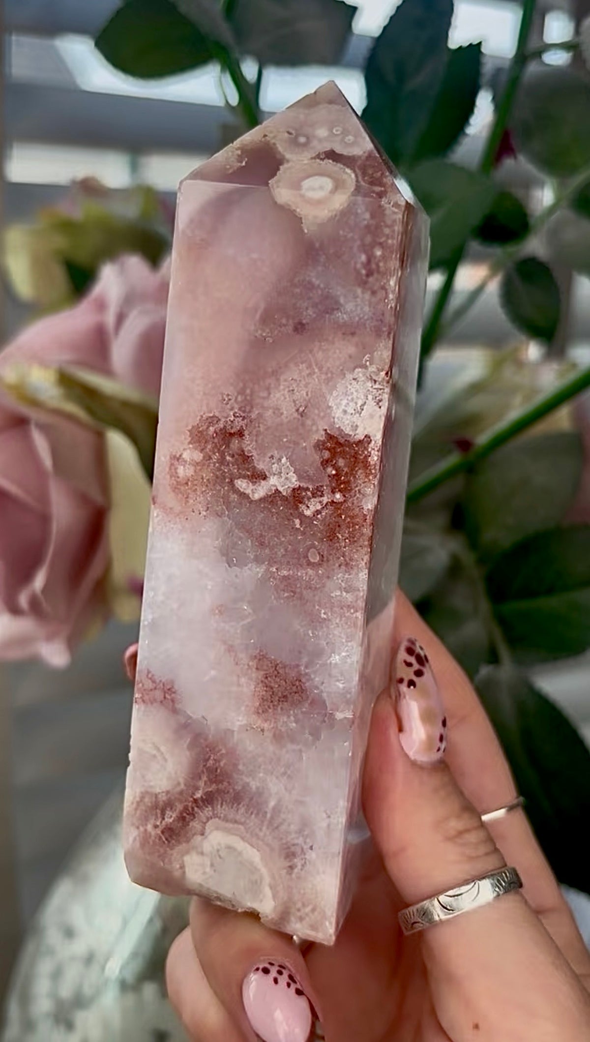 High grade, Pink amethyst, Flower agate tower with high clarity quartz