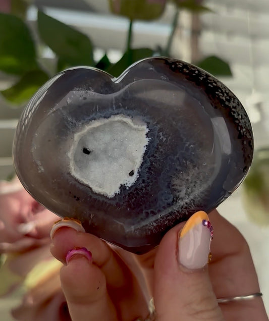 Beautiful, high quality, blue agate heart  with sugar druzy - stand included