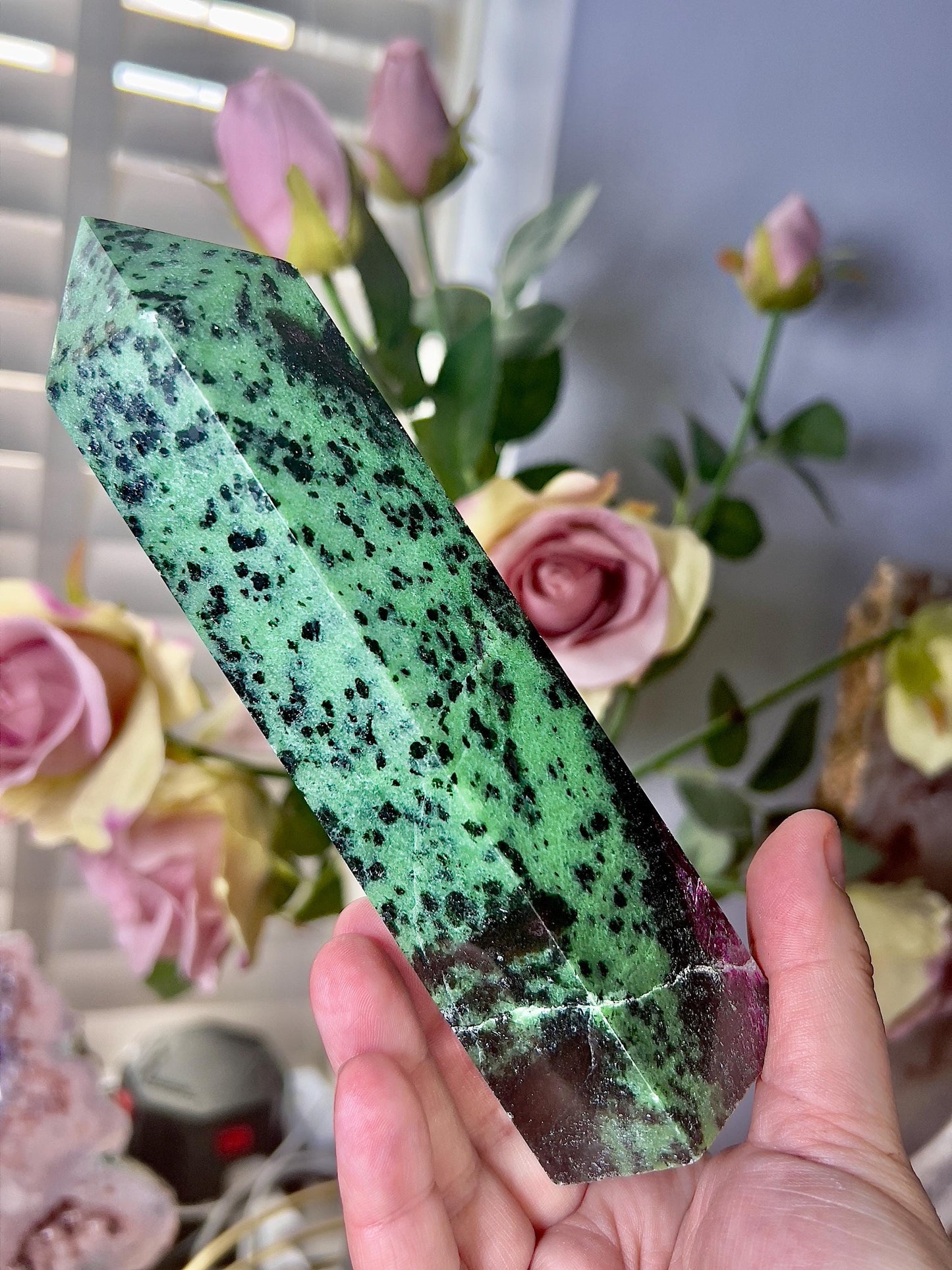Large, high grade, ruby in zoisite tower 695g