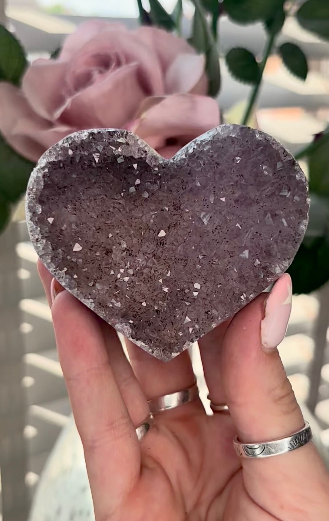 Uruguay, rainbow amethyst agate, heart - comes with stand in lilac tones