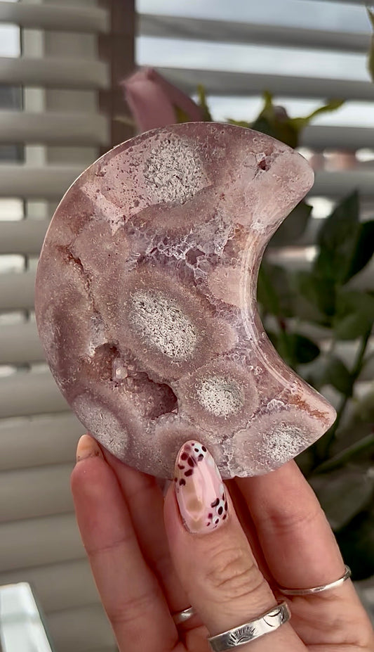 High grade, amethyst Flower agate moon with high clarity quartz