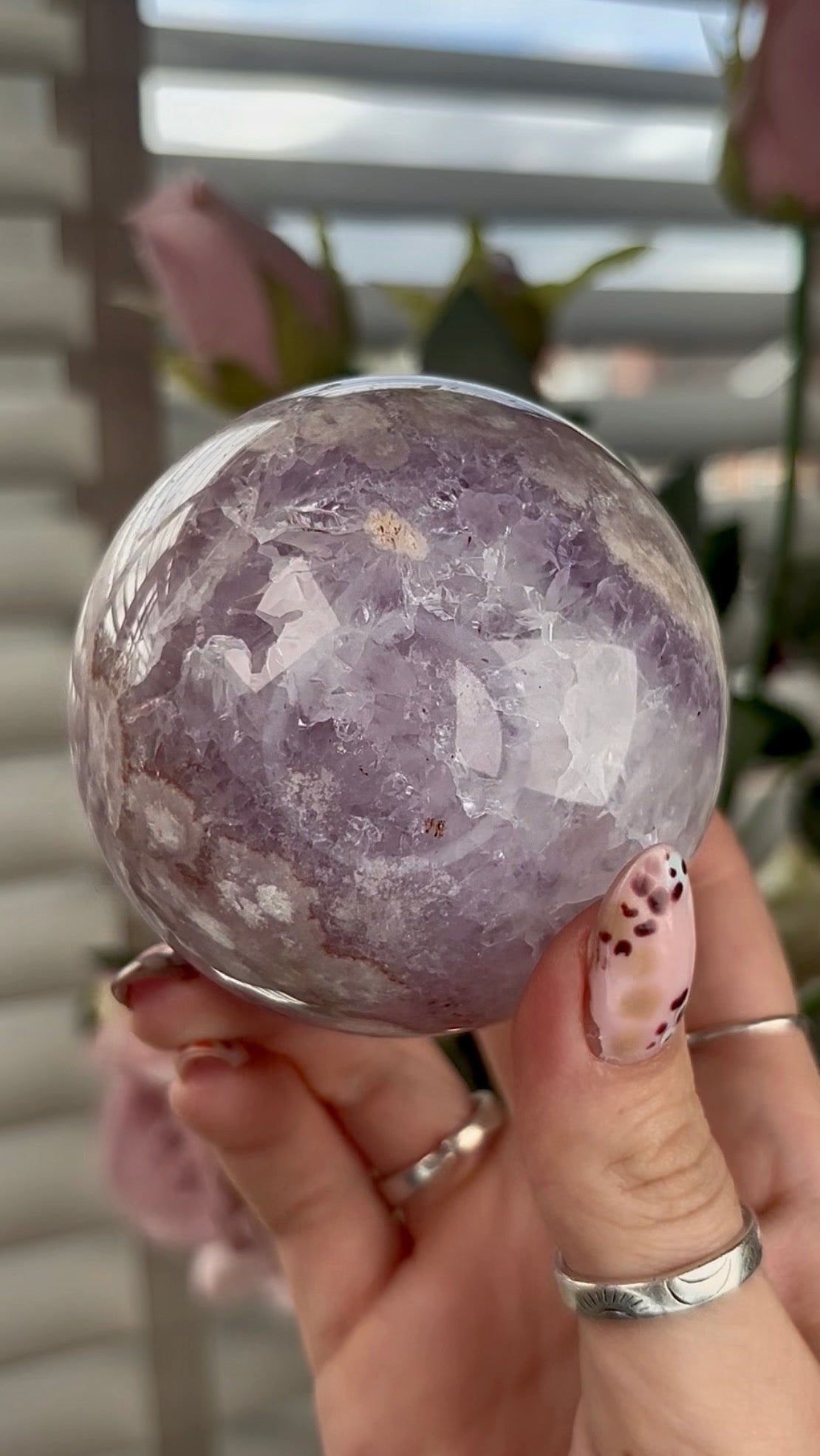 High grade, amethyst Flower agate sphere with high clarity quartz