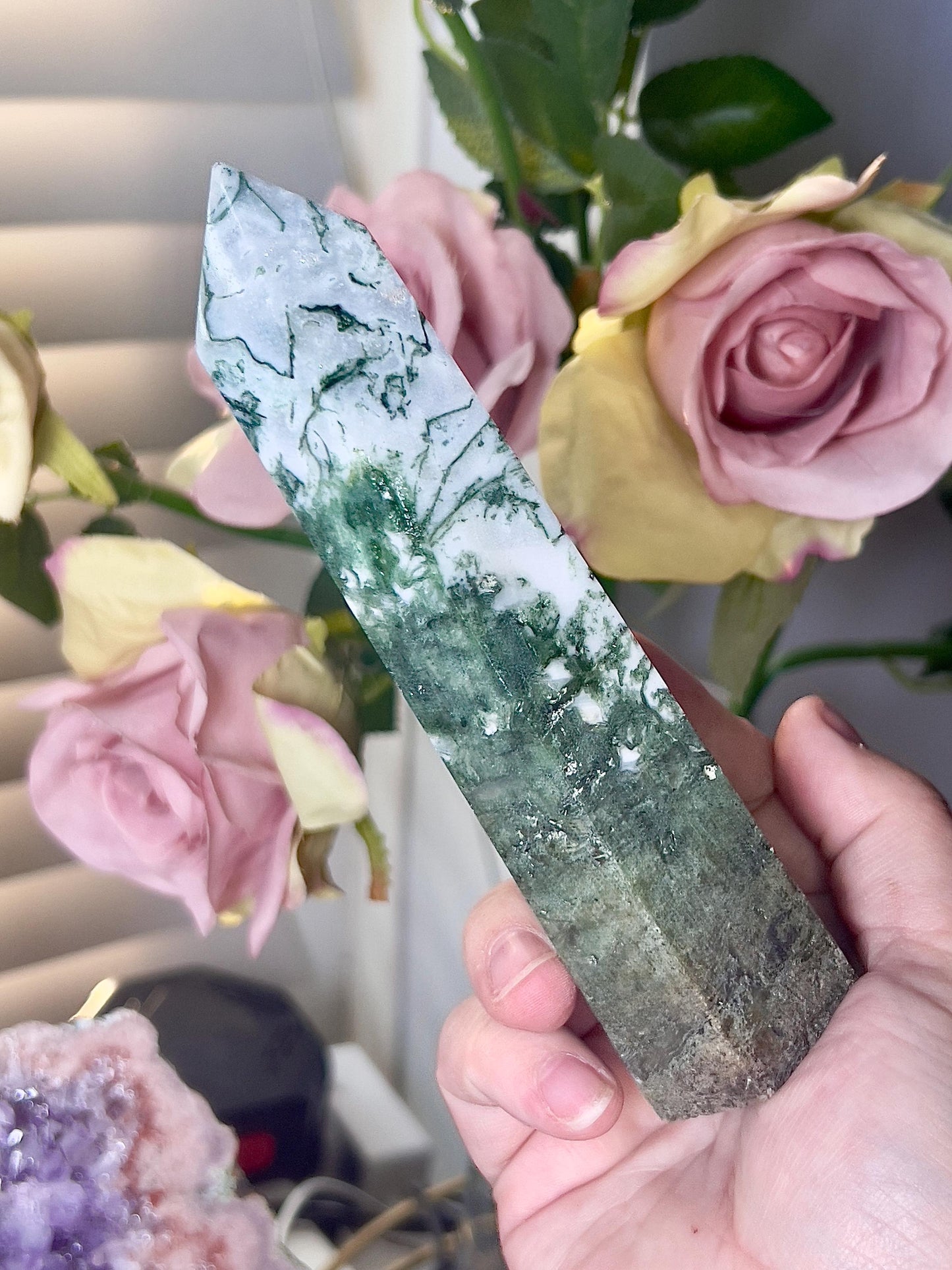 Large, moss agate tower 265g