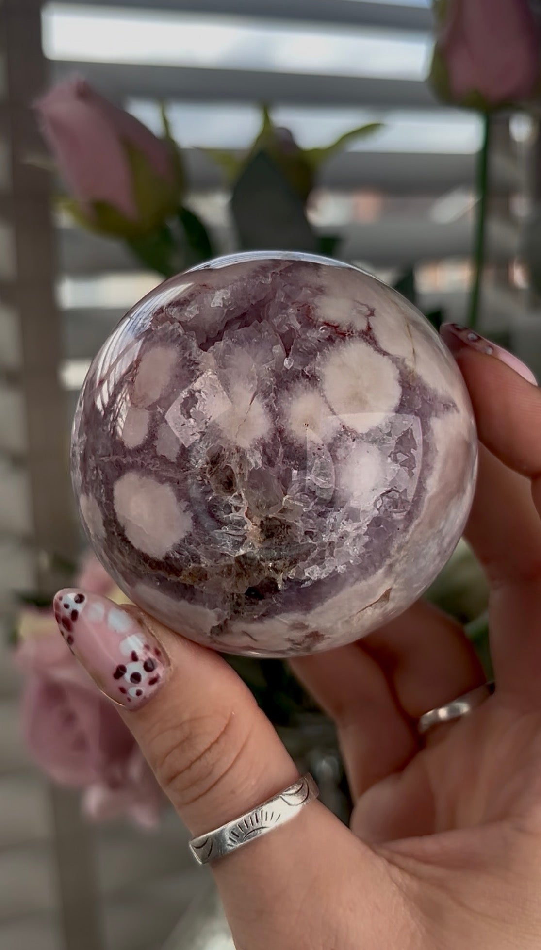 High grade, amethyst Flower agate sphere with high clarity quartz