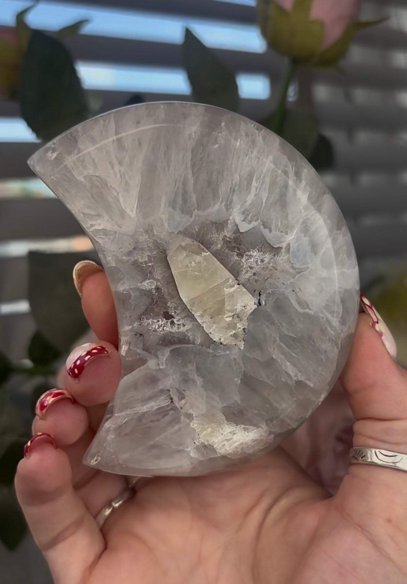 Beautiful, high quality, agate moon with druzy - stand included