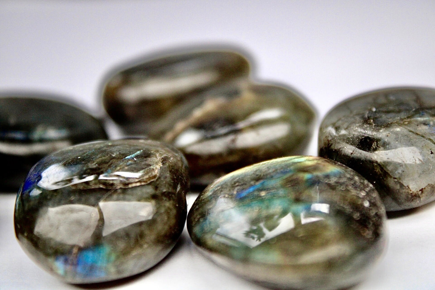 Flashy Labradorite tumble stone