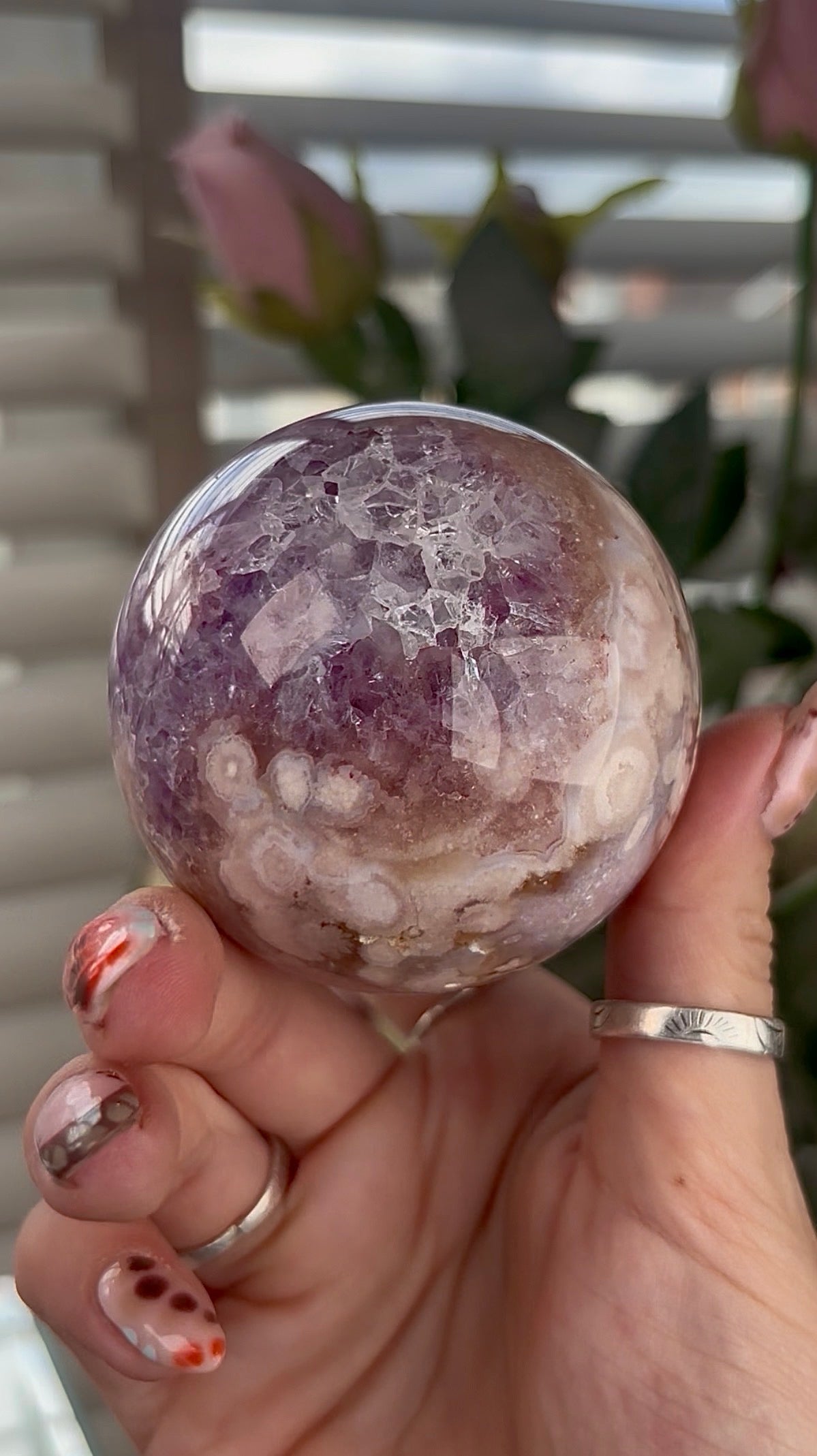 High grade, amethyst Flower agate sphere with high clarity quartz