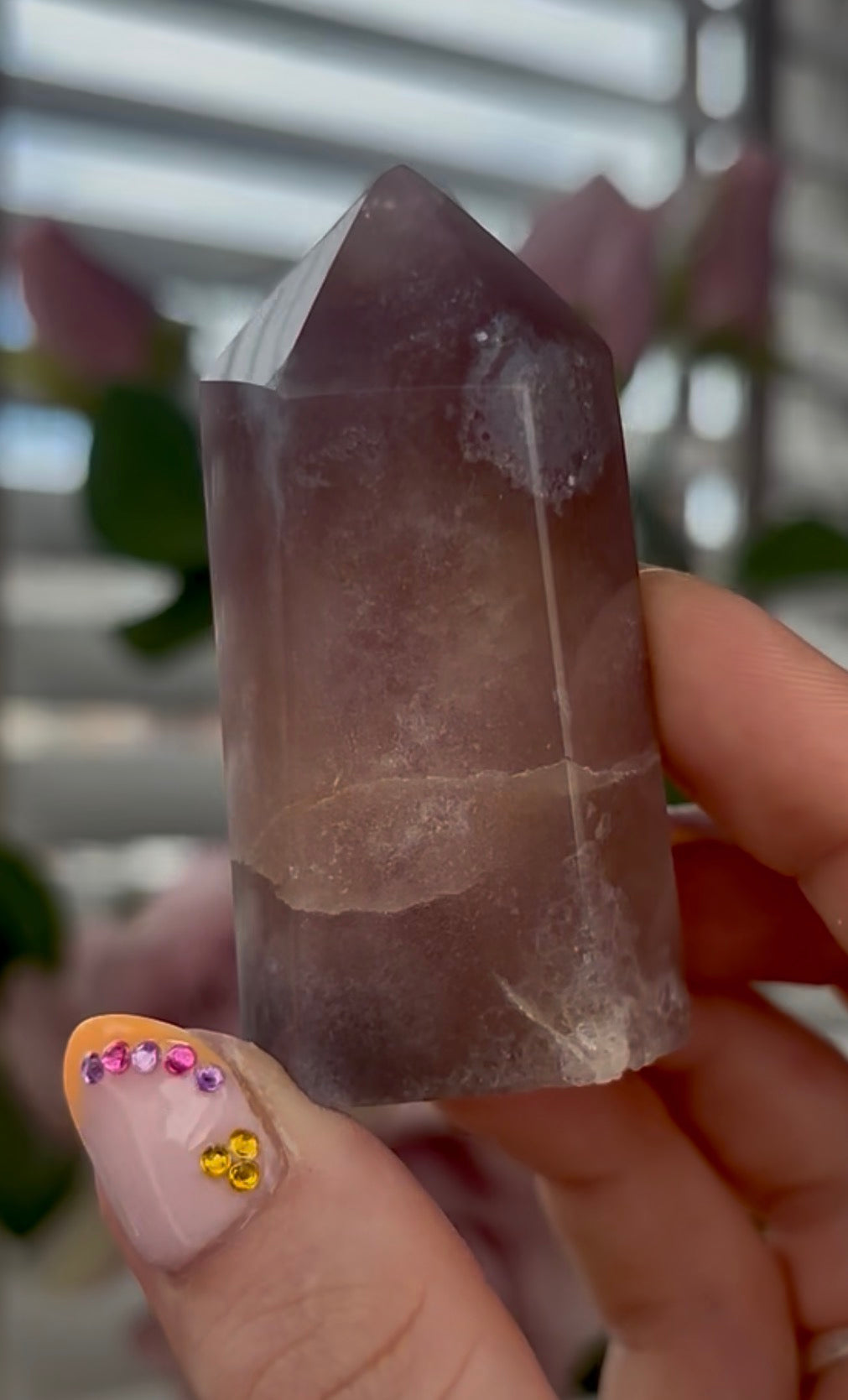 Beautiful, high quality, Pink amethyst tower in lilac tone